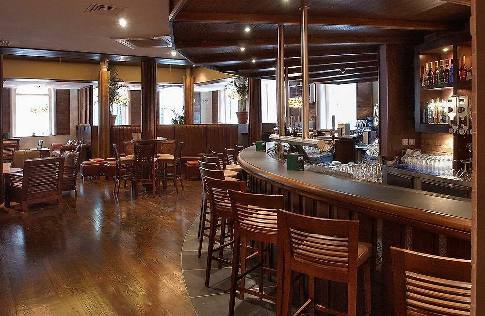 Ten Square Hotel Belfast 4*,  Regno Unito