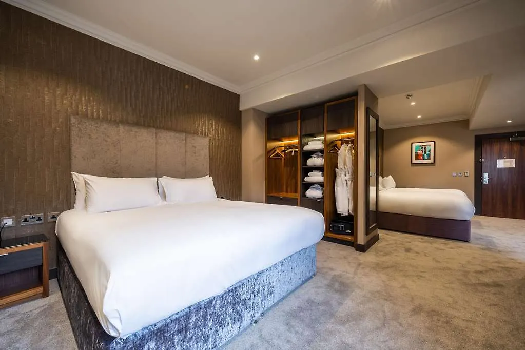 Ten Square Hotel Belfast 4*,  Regno Unito