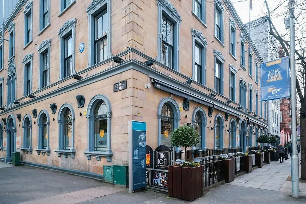 Ten Square Hotel Belfast 4*,