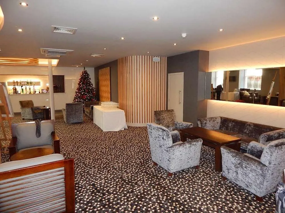 Ten Square Hotel Belfast 4*,  Regno Unito